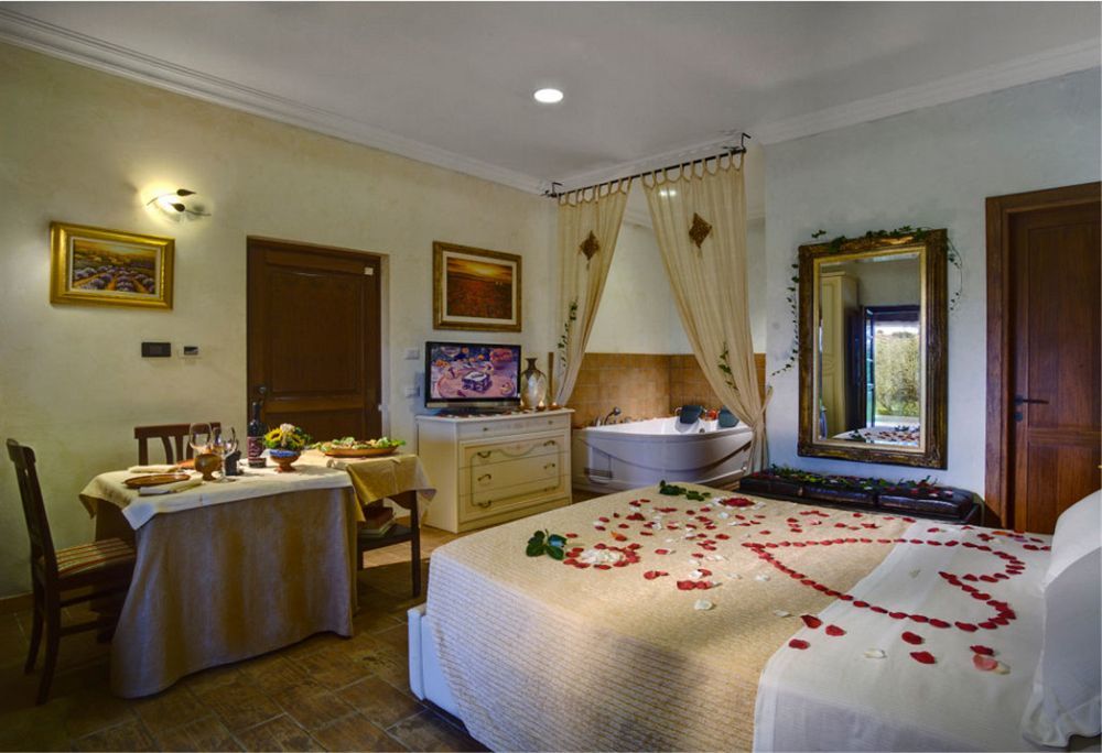 Agriturismo Valle Del Marta Tarquinia Buitenkant foto