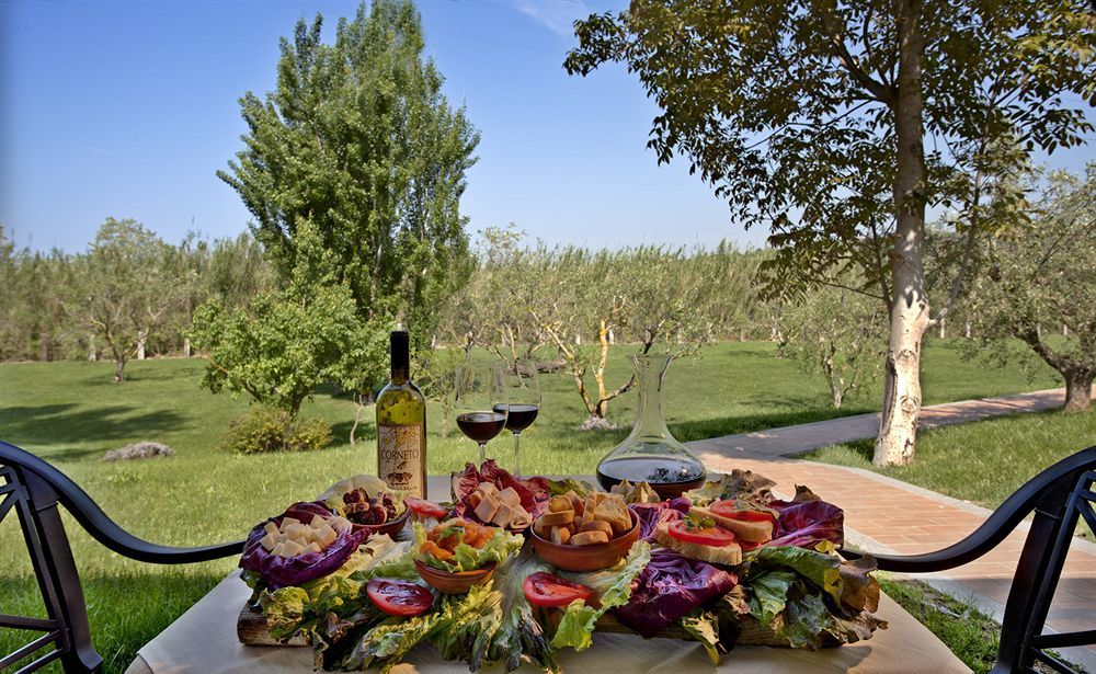 Agriturismo Valle Del Marta Tarquinia Buitenkant foto